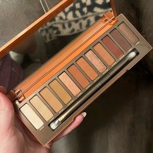 Urban Decay Naked Heat palette